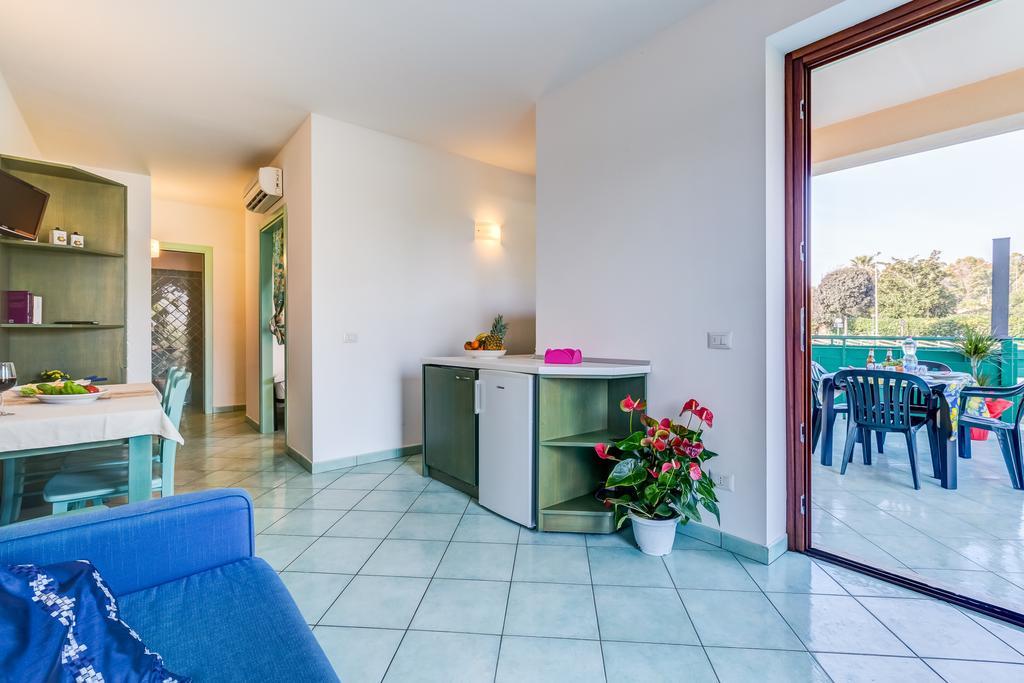 Aparthotel Terra Felice San Felice Circeo Zimmer foto